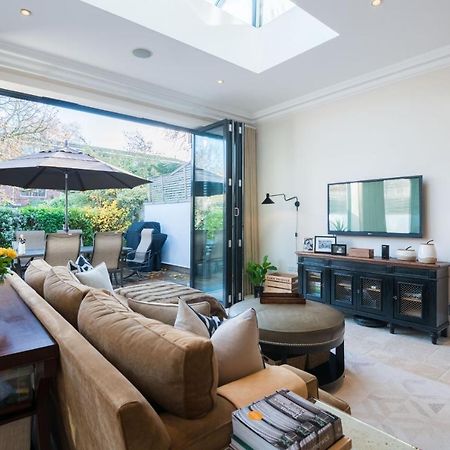 Breathtaking Putney Home With Gorgeous Garden Richmond  Eksteriør bilde