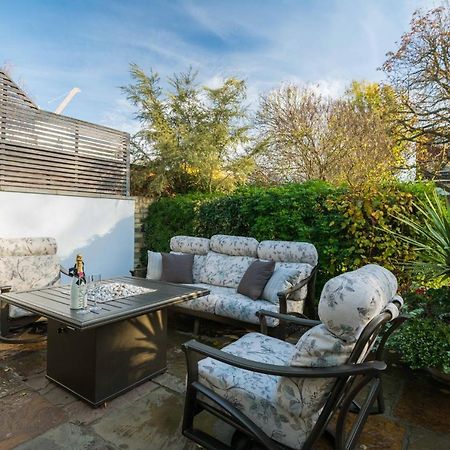 Breathtaking Putney Home With Gorgeous Garden Richmond  Eksteriør bilde