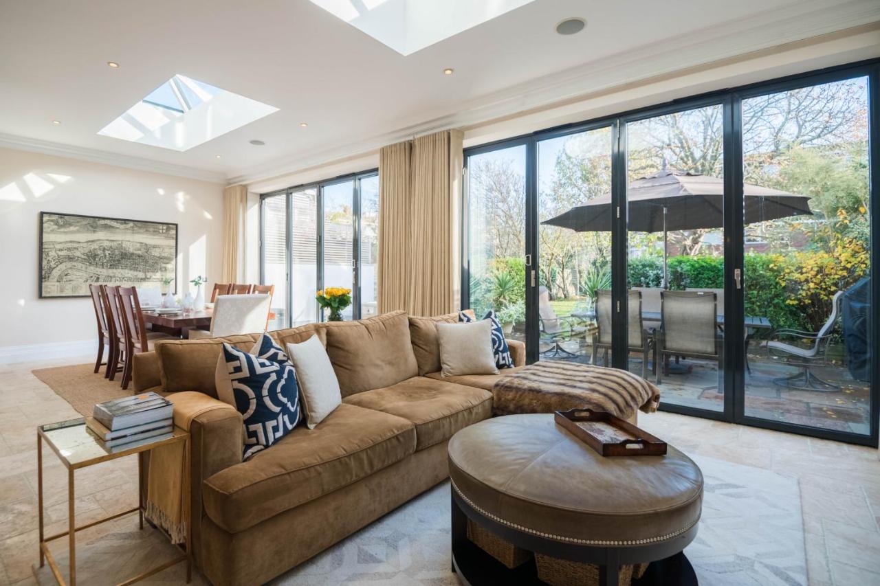 Breathtaking Putney Home With Gorgeous Garden Richmond  Eksteriør bilde