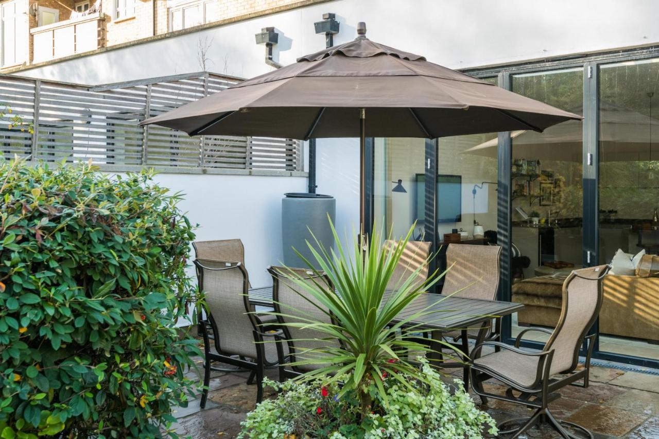 Breathtaking Putney Home With Gorgeous Garden Richmond  Eksteriør bilde