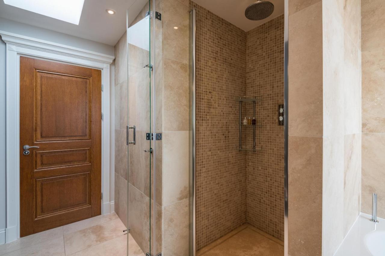 Breathtaking Putney Home With Gorgeous Garden Richmond  Eksteriør bilde