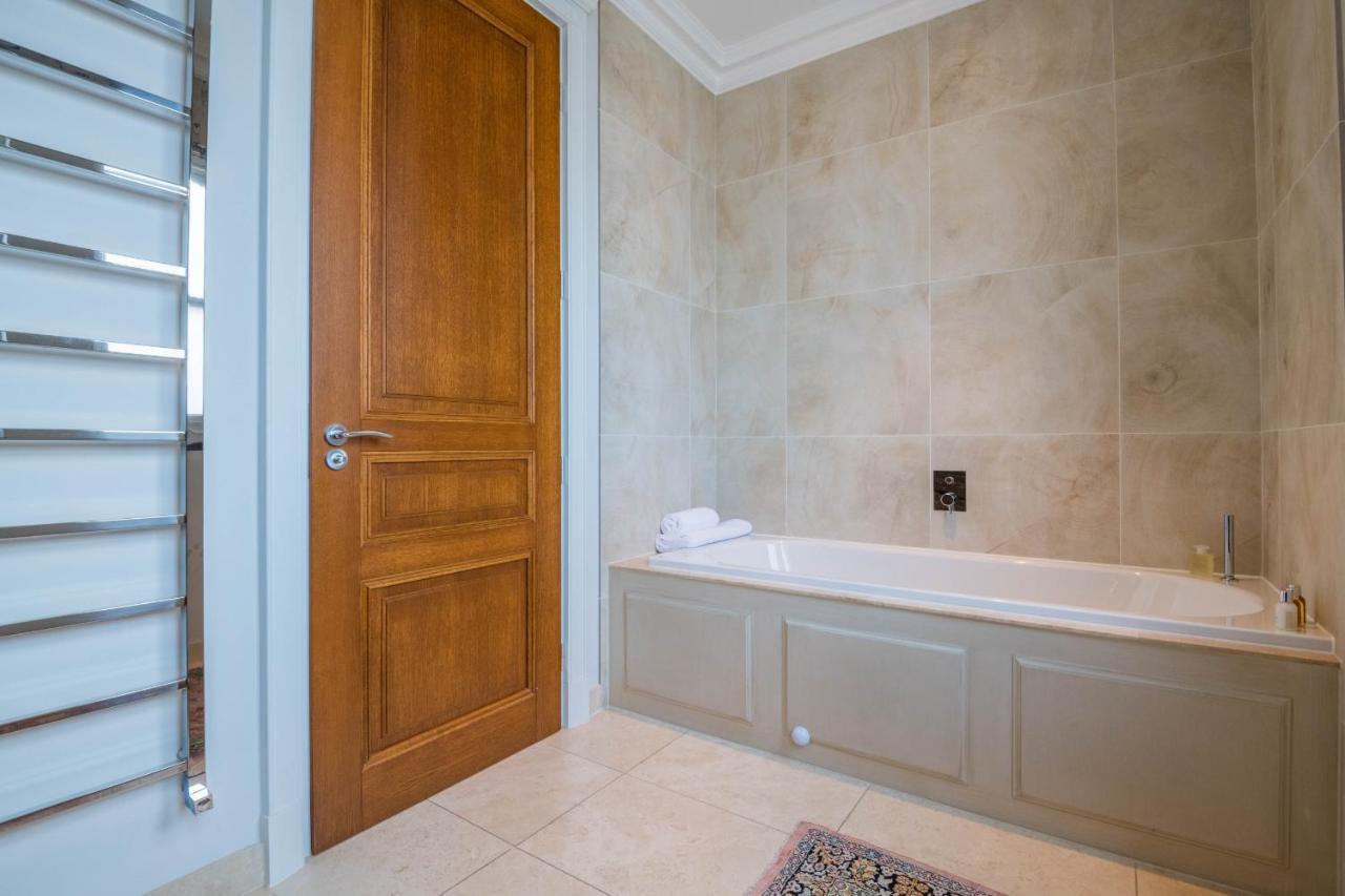 Breathtaking Putney Home With Gorgeous Garden Richmond  Eksteriør bilde