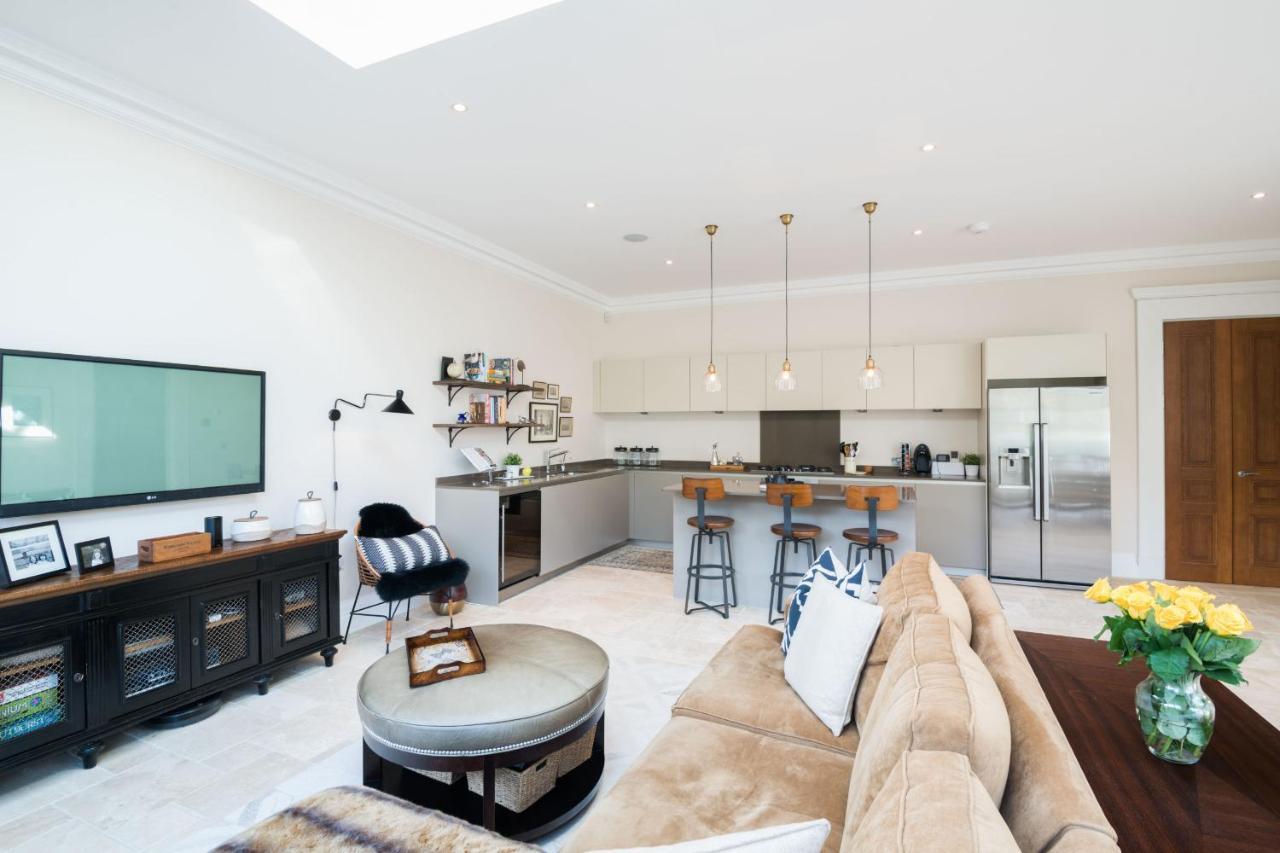 Breathtaking Putney Home With Gorgeous Garden Richmond  Eksteriør bilde