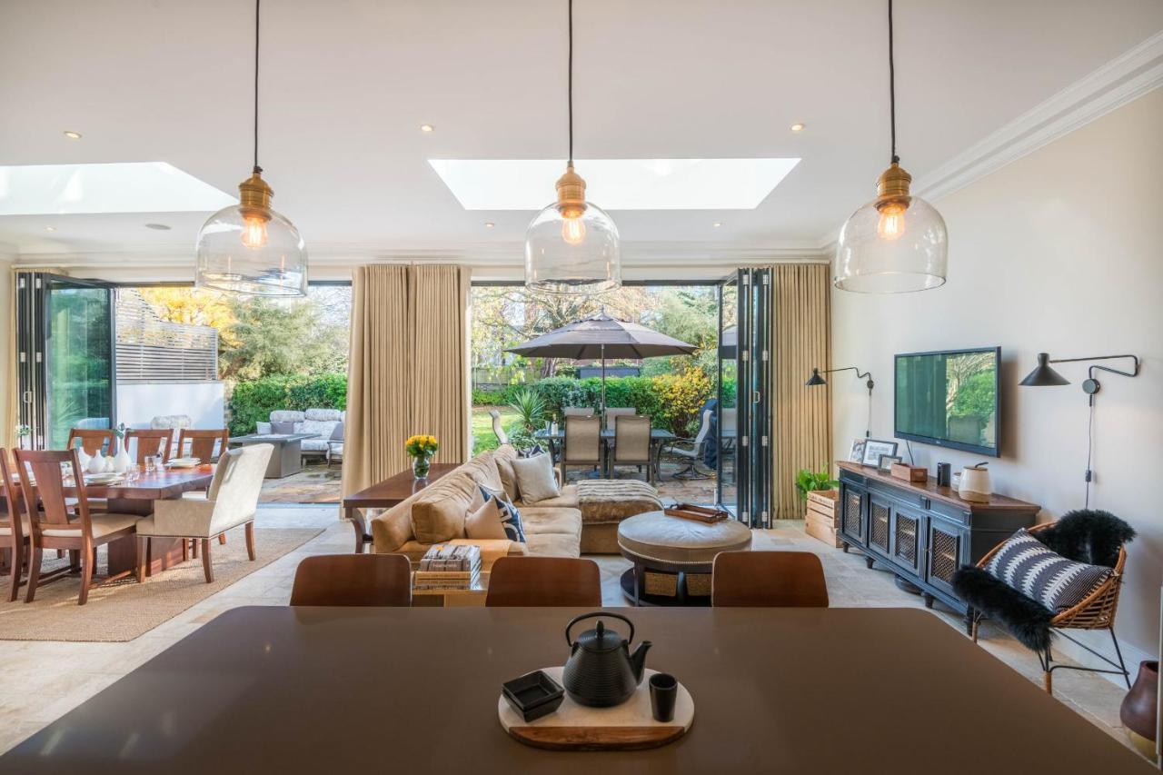 Breathtaking Putney Home With Gorgeous Garden Richmond  Eksteriør bilde