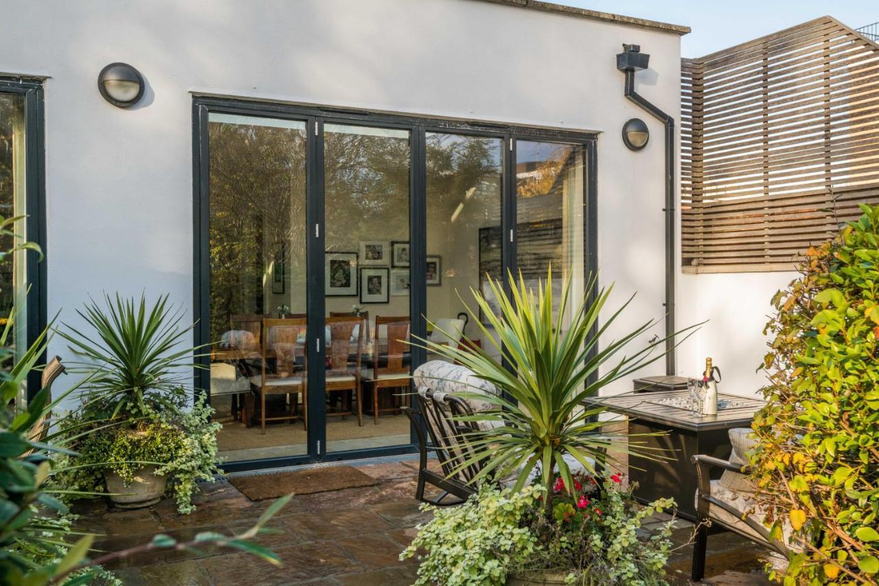 Breathtaking Putney Home With Gorgeous Garden Richmond  Eksteriør bilde