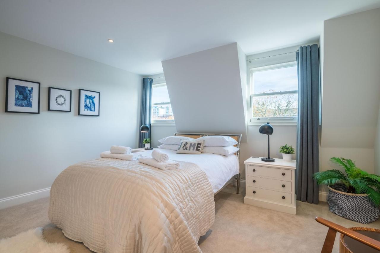 Breathtaking Putney Home With Gorgeous Garden Richmond  Eksteriør bilde